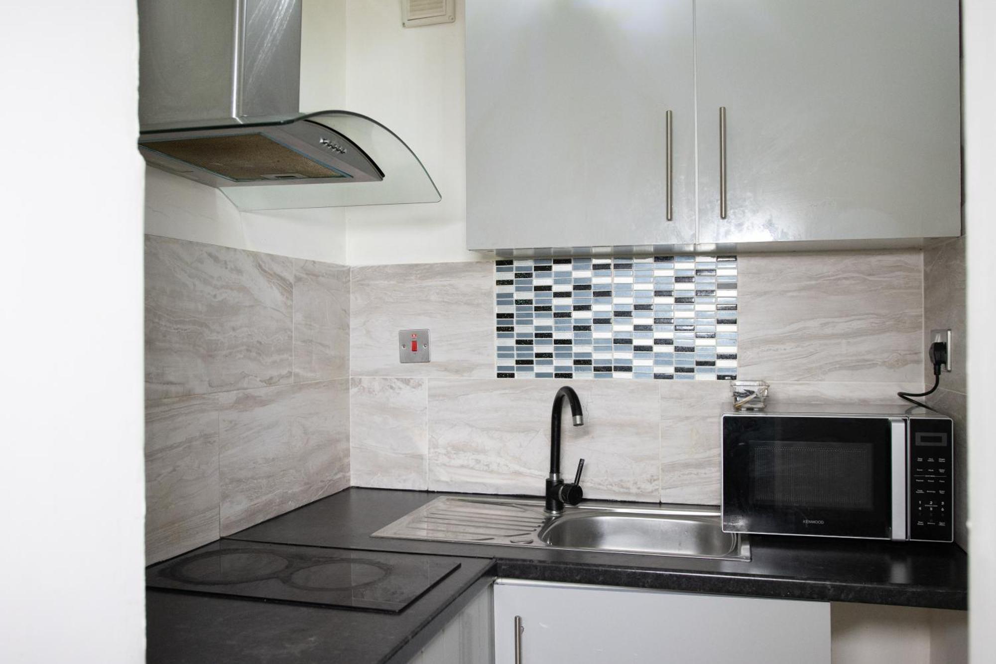 Hills View Apartments Манчестер Екстер'єр фото