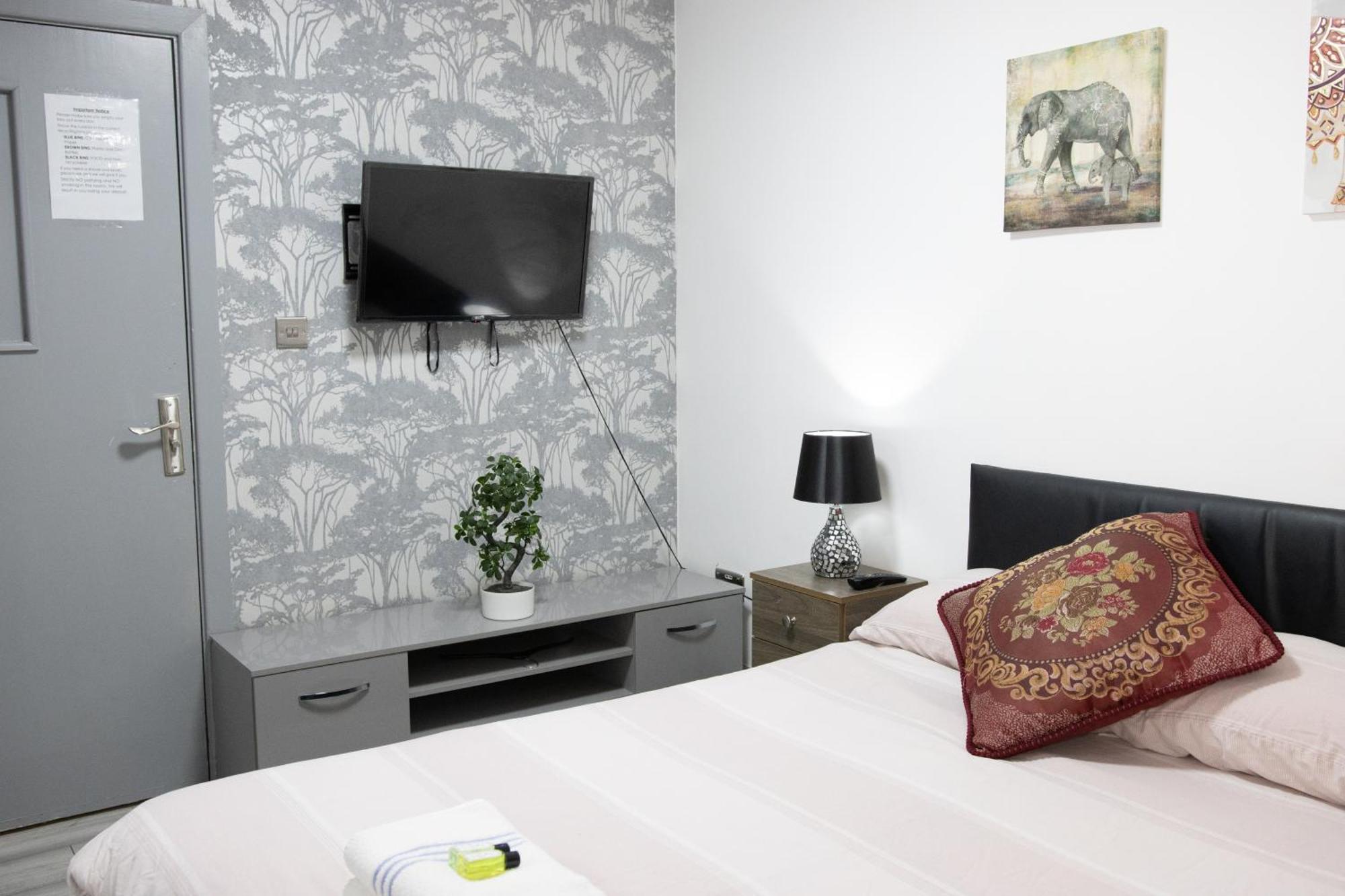 Hills View Apartments Манчестер Екстер'єр фото