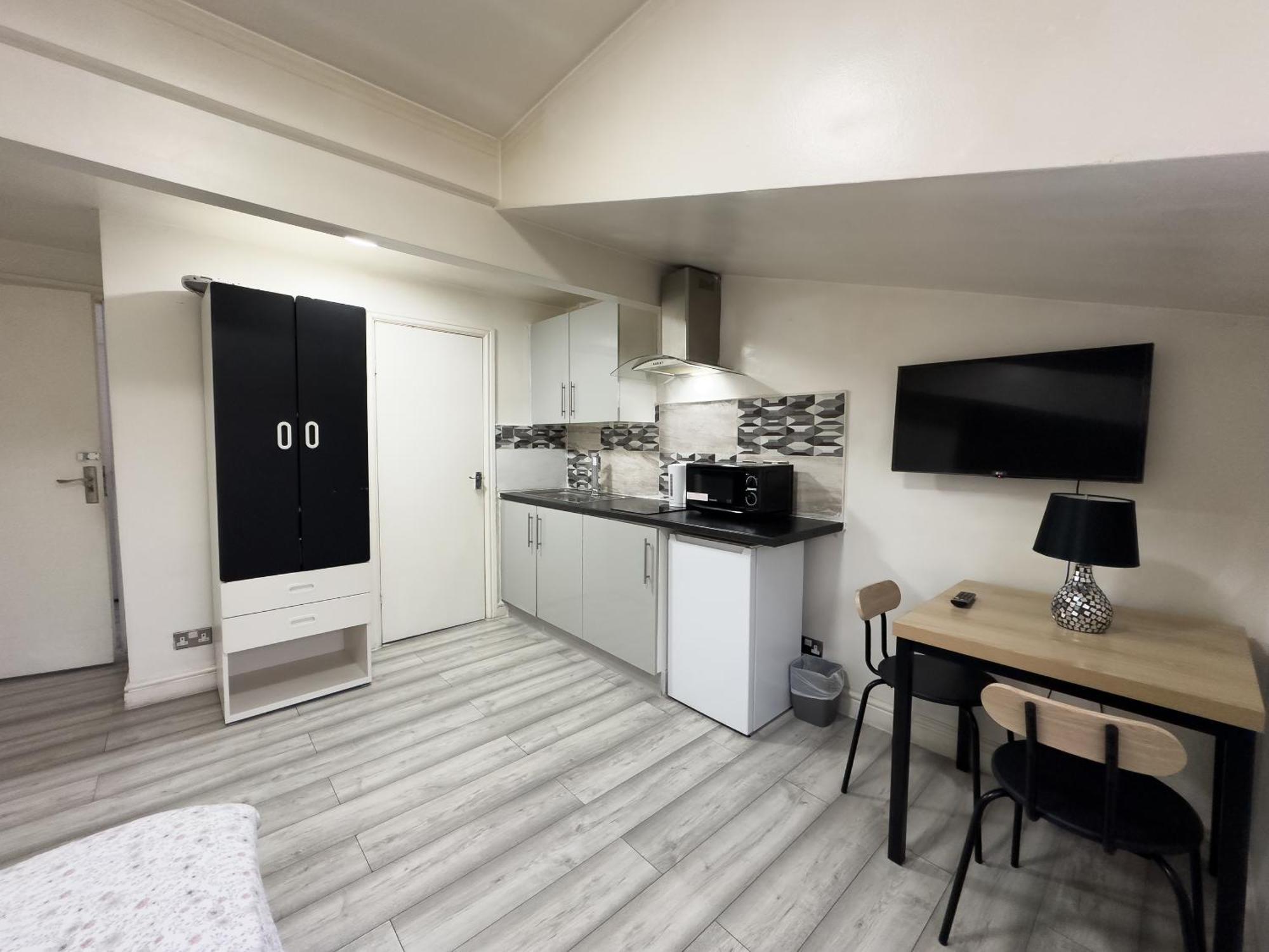 Hills View Apartments Манчестер Екстер'єр фото