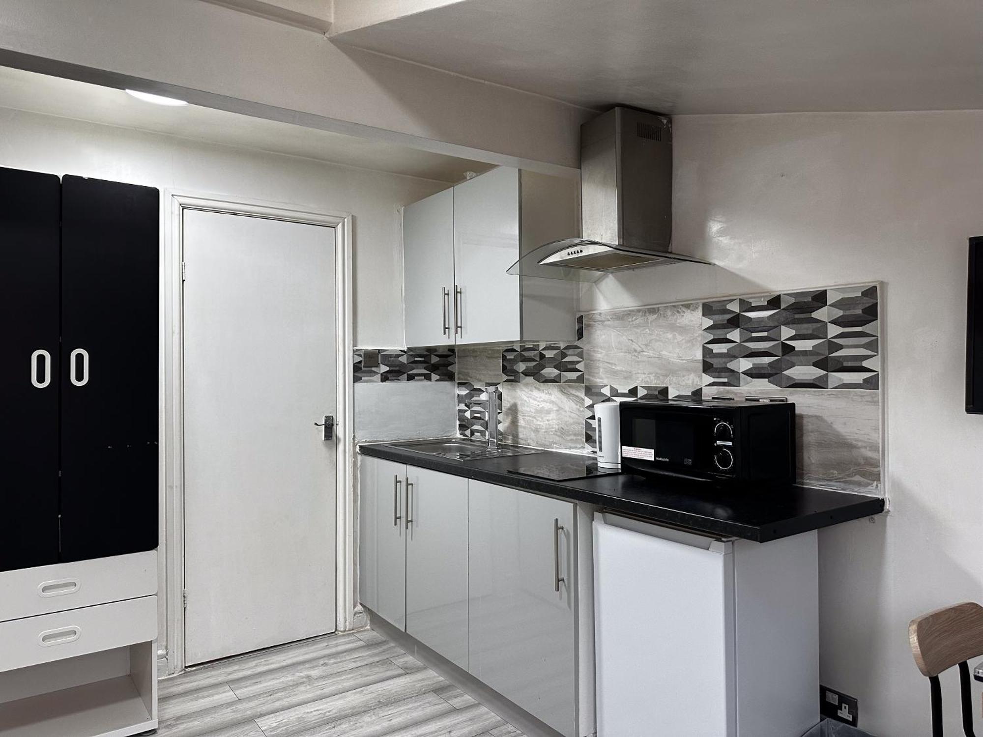 Hills View Apartments Манчестер Екстер'єр фото