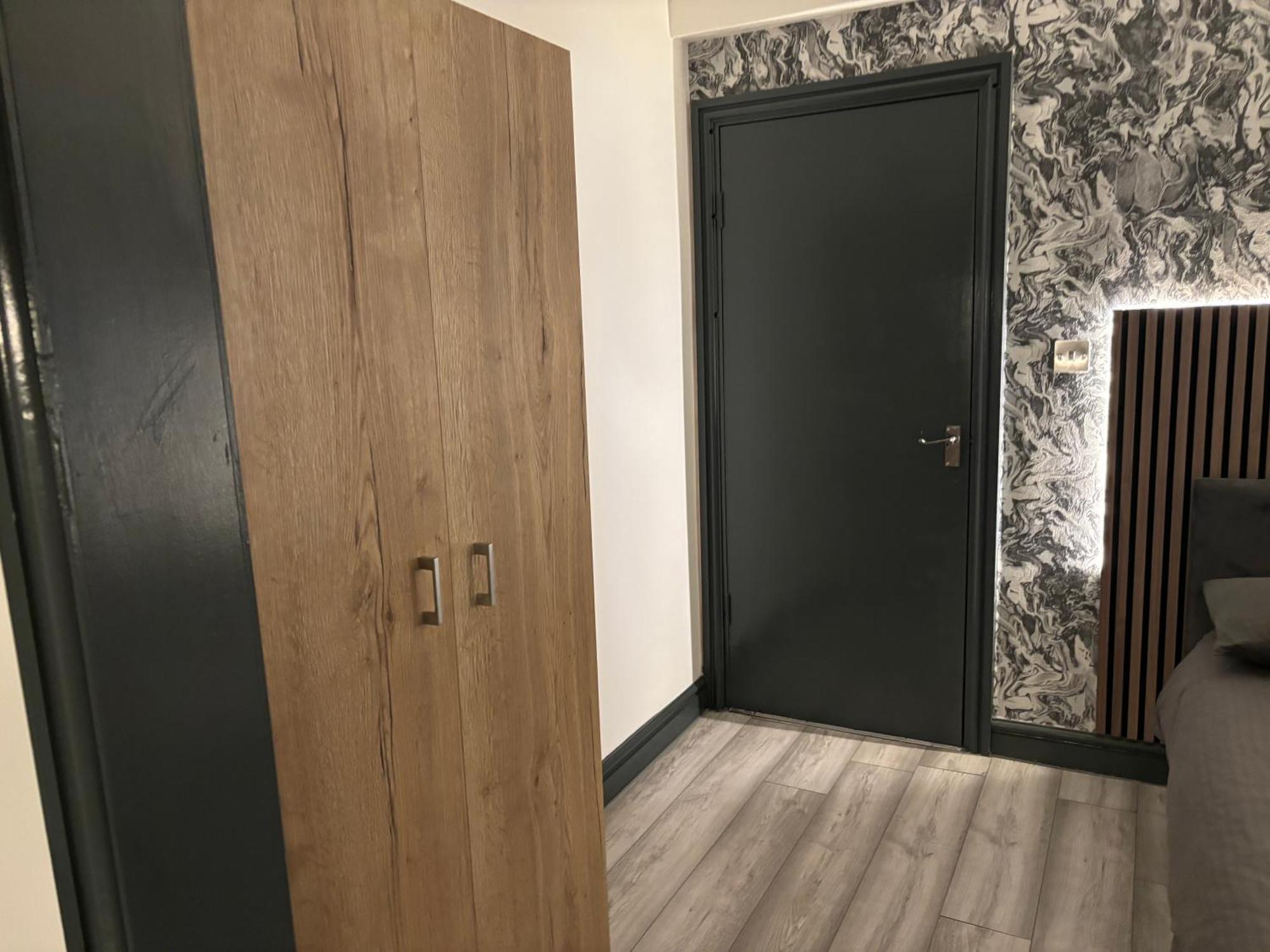 Hills View Apartments Манчестер Екстер'єр фото